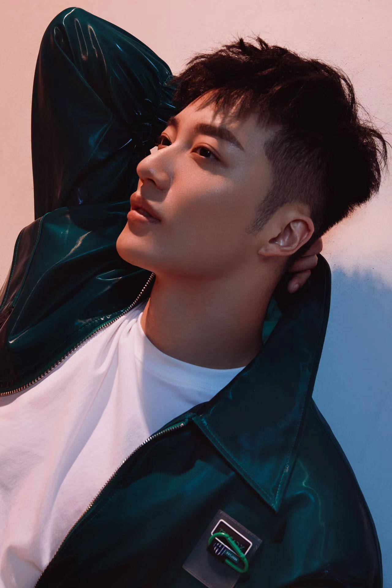 王名扬,曾用名王燕阳,1991年11月22日出生于