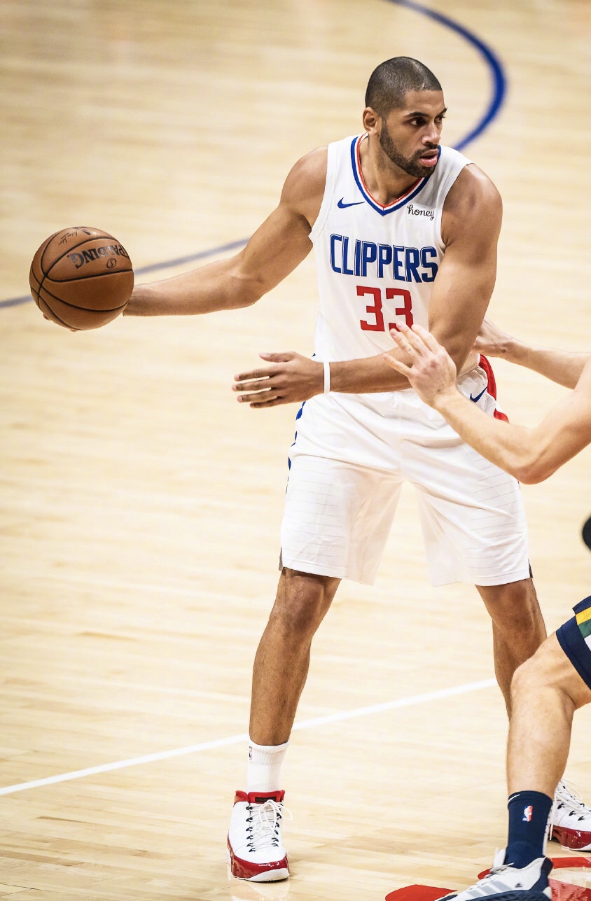 尼克拉斯-巴图姆