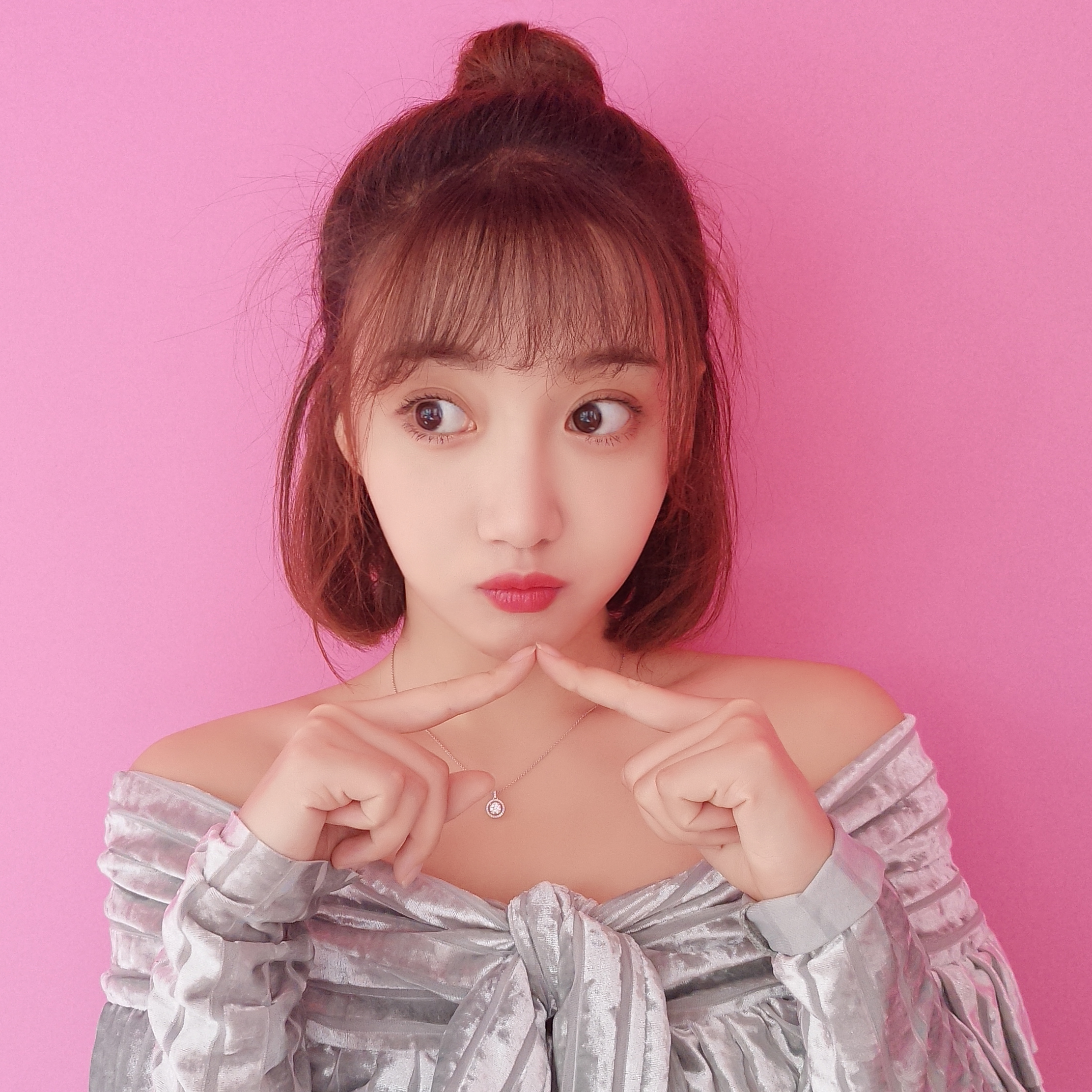  p data-id="gnbtvmann9">梦楠,原名靳梦楠,1994年9月4日出生于山西省