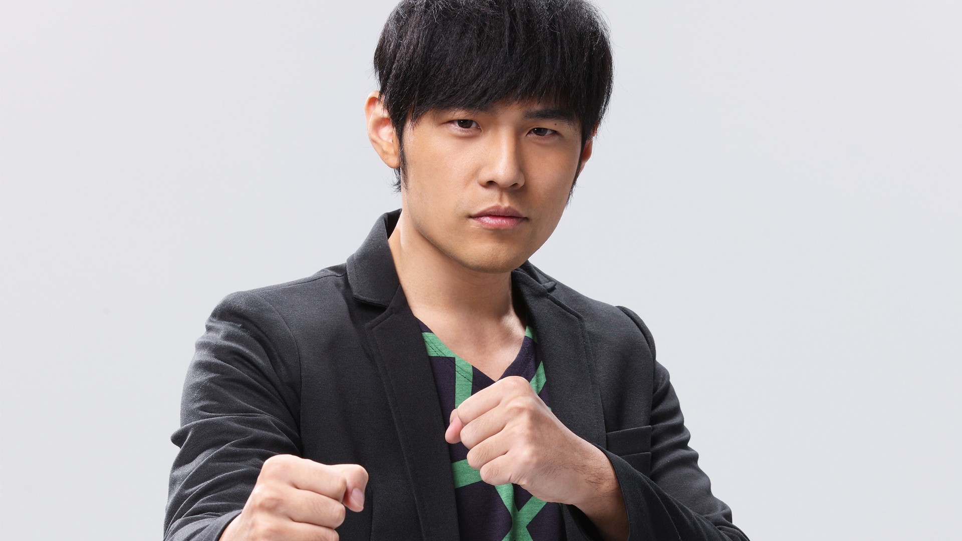  p>周杰伦(jay chou),1979年1月18日出生于台湾省新北市,祖籍福建省
