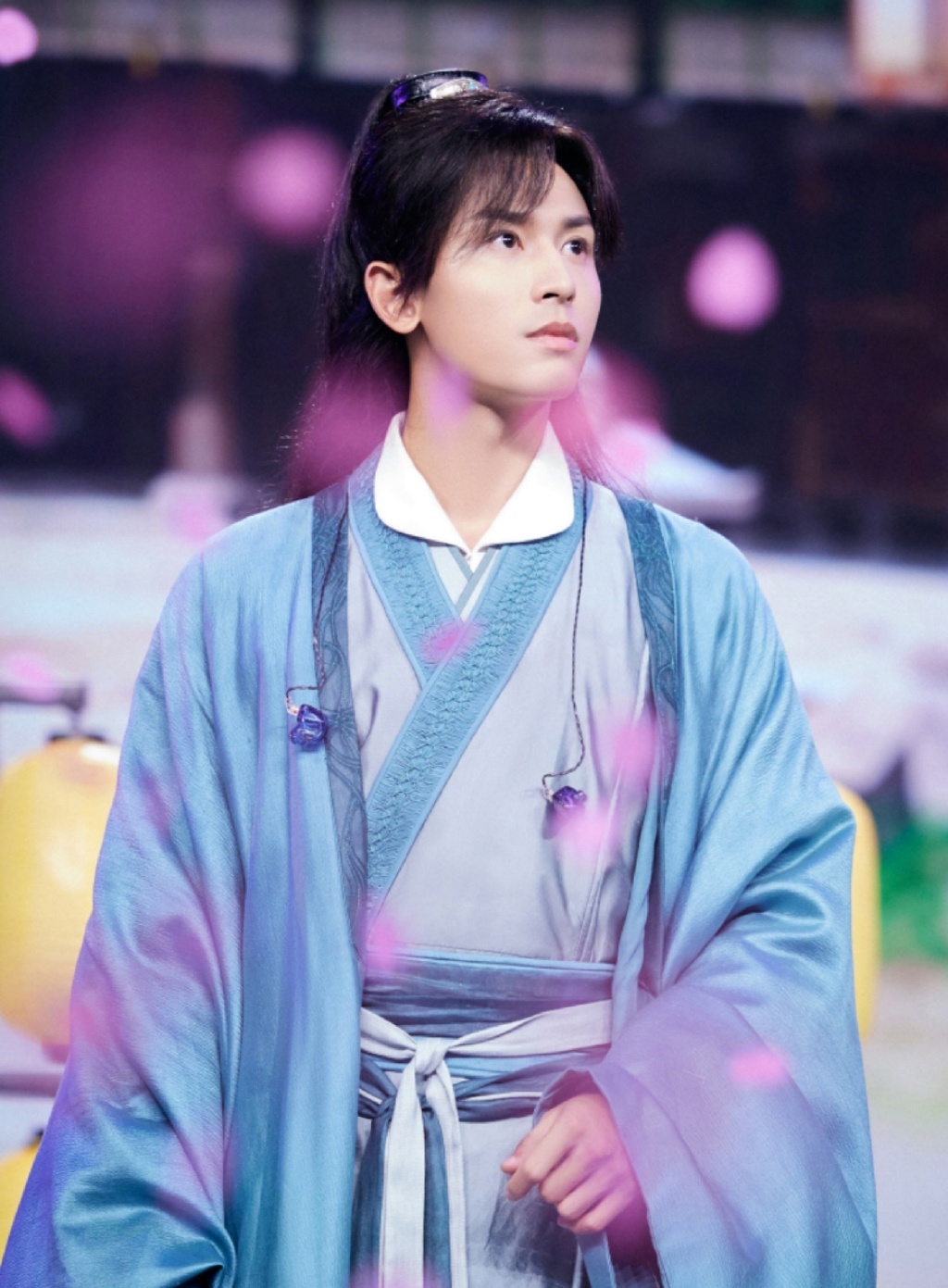  p>张哲瀚,1991年5月11日出生于江西省新余市,中国内地影视男演员