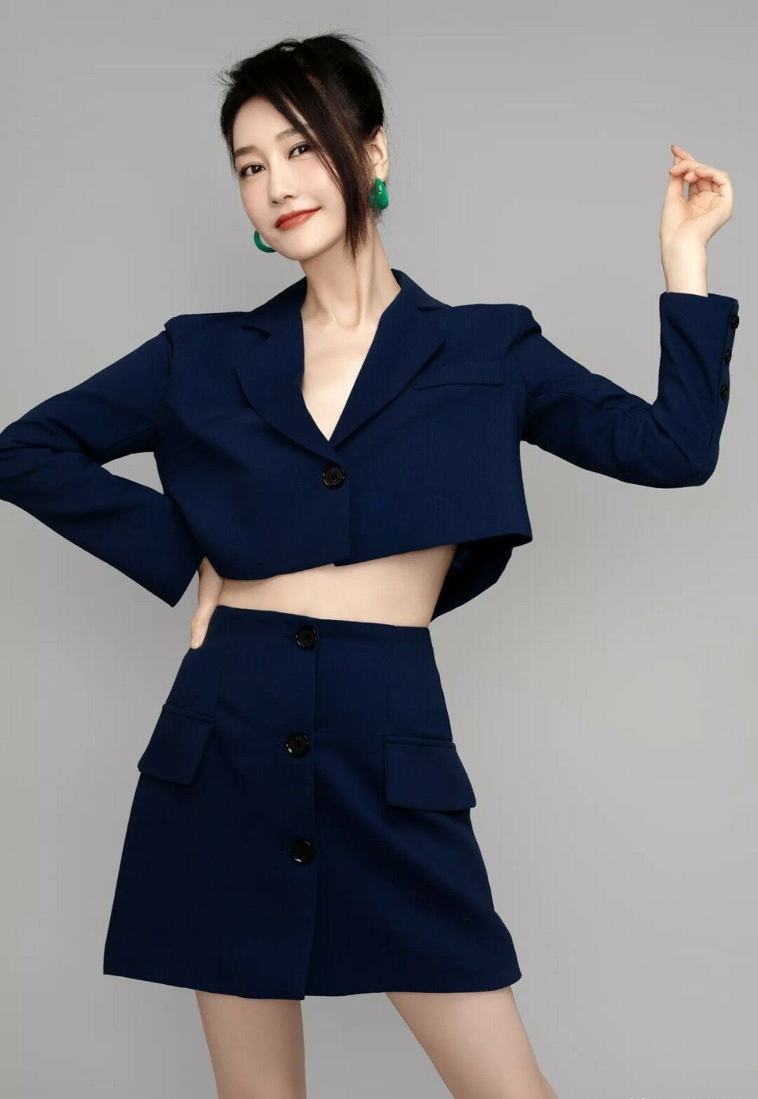 q3n5epl">刘晓晔,1982年2月23日出生于山东省青岛市,中国内地女演员