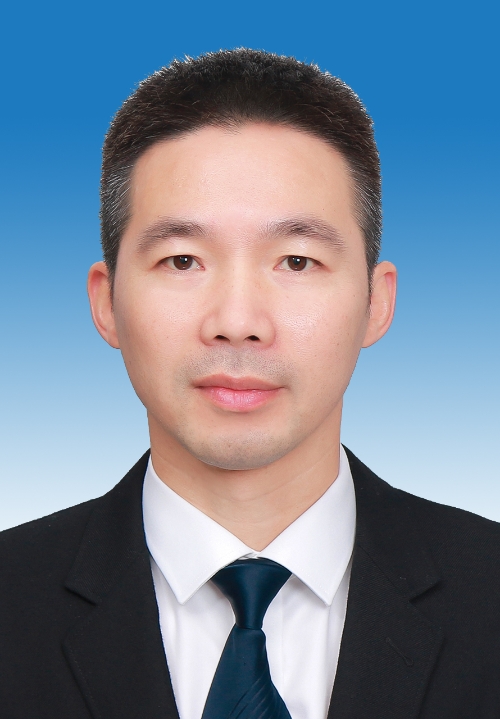  p>刘伟策 /p> p>现任浙江省温州市龙湾区海滨街道党工委书记. /p>