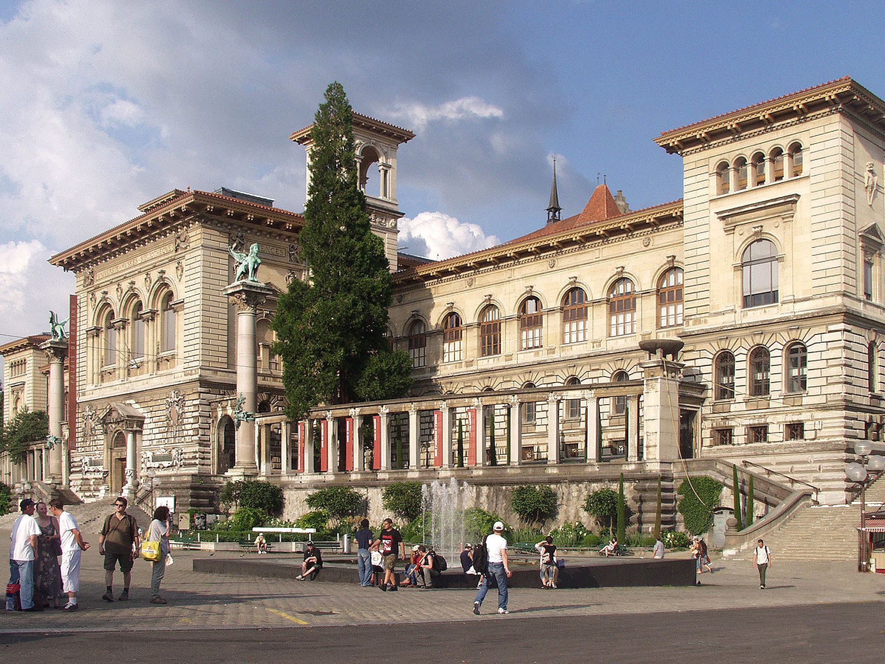  p>洛桑大学(université de lausanne),简称unil,是 a target="