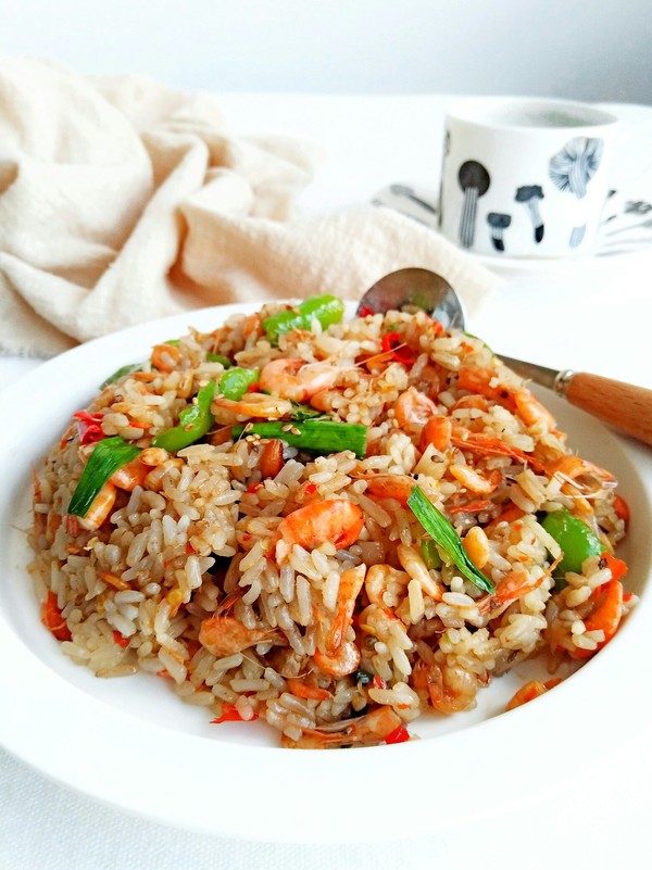 泰式红咖喱海鲜炒饭