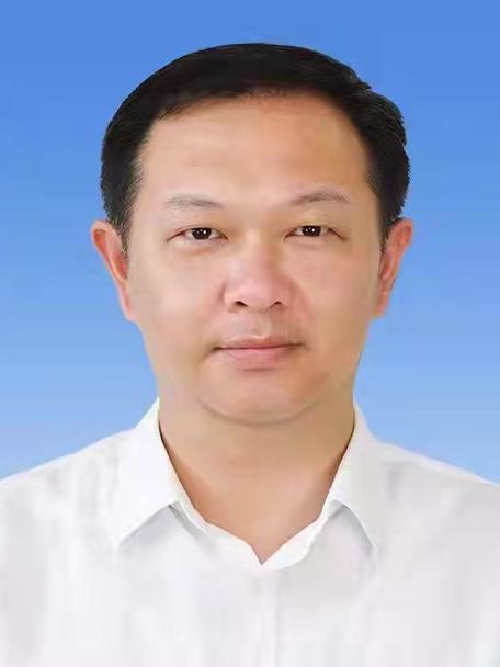  /p> p data-id="tlfcknih90un">现任江西省九江市生态环境局党委书记
