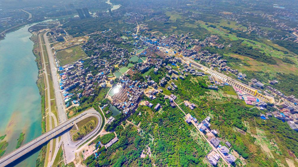  p>东风村位于广东省广州市从化区城郊街道,全村总面积419公顷,现有