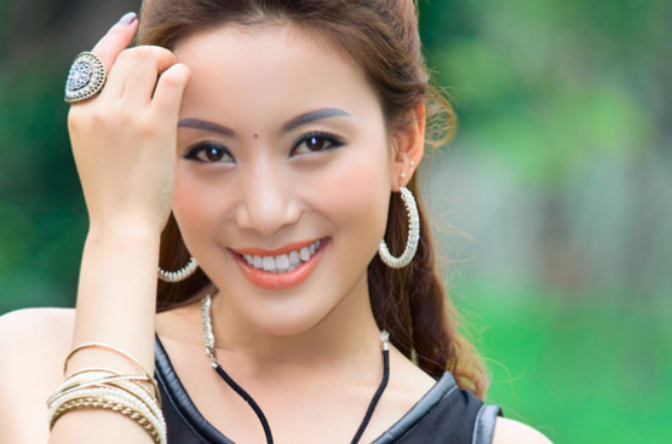  p>《美在白马》是2013年白马藏族美女歌手达娃卓玛推出的最新单曲