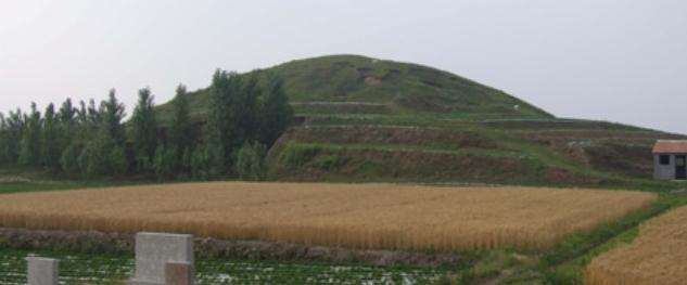  p>城阳王刘章墓,位于莒城东南10公里, a href="#" data-lemmaid="