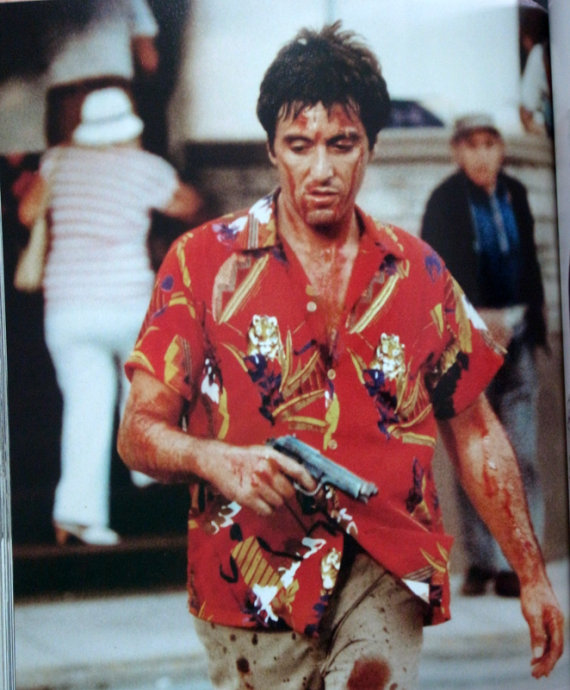  p>《疤面煞星》是由环球家庭娱乐公司环球影业制作的惊悚片,由 a