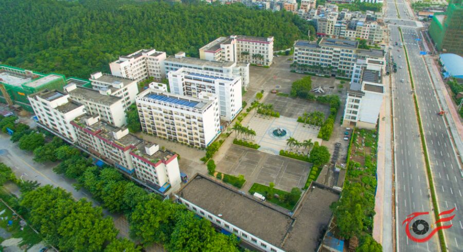 防城港高级中学