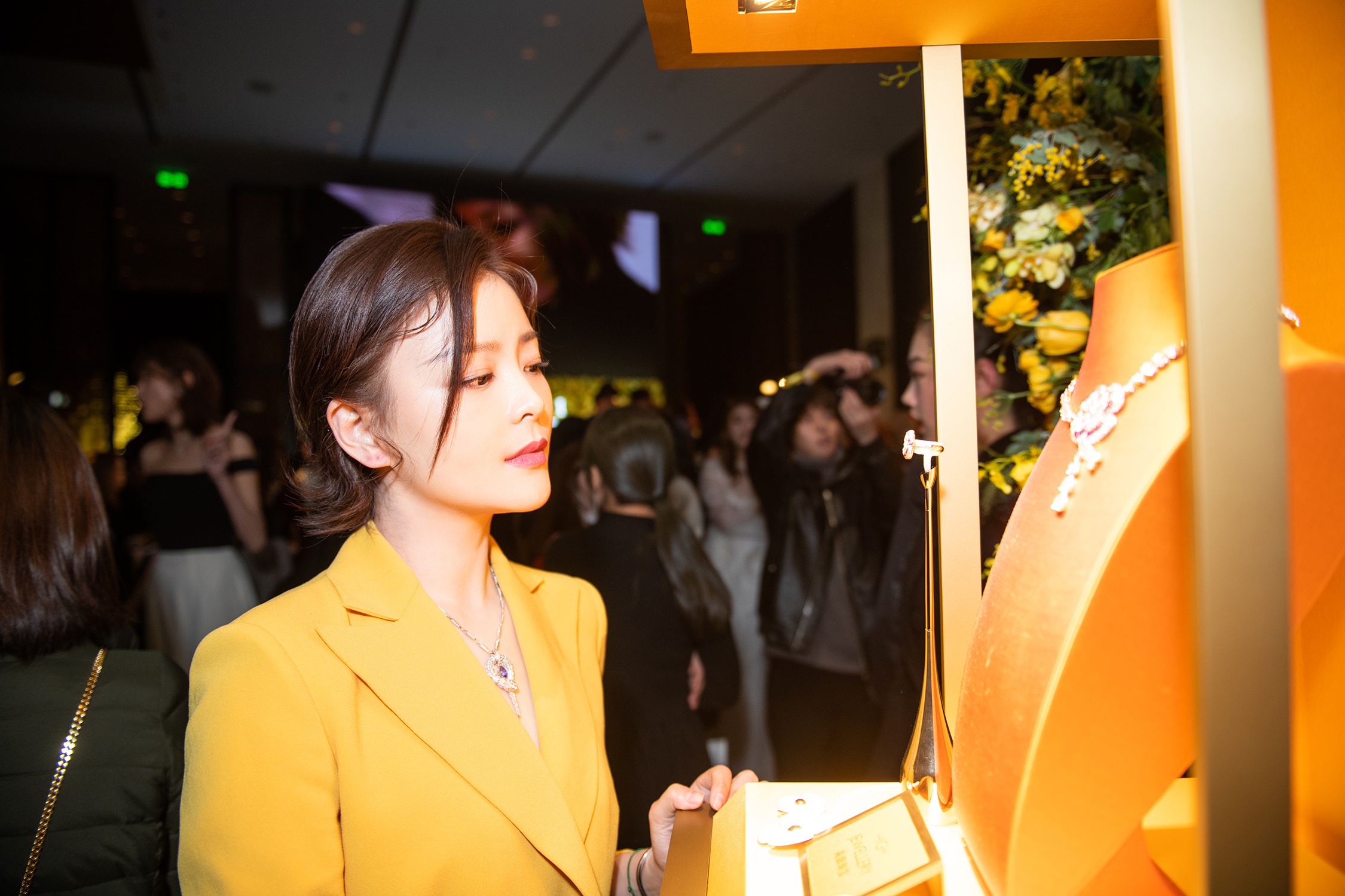 王玥兮,曾用名王浩燃,2月1日出生于河南省郑州市,中国内地女演员