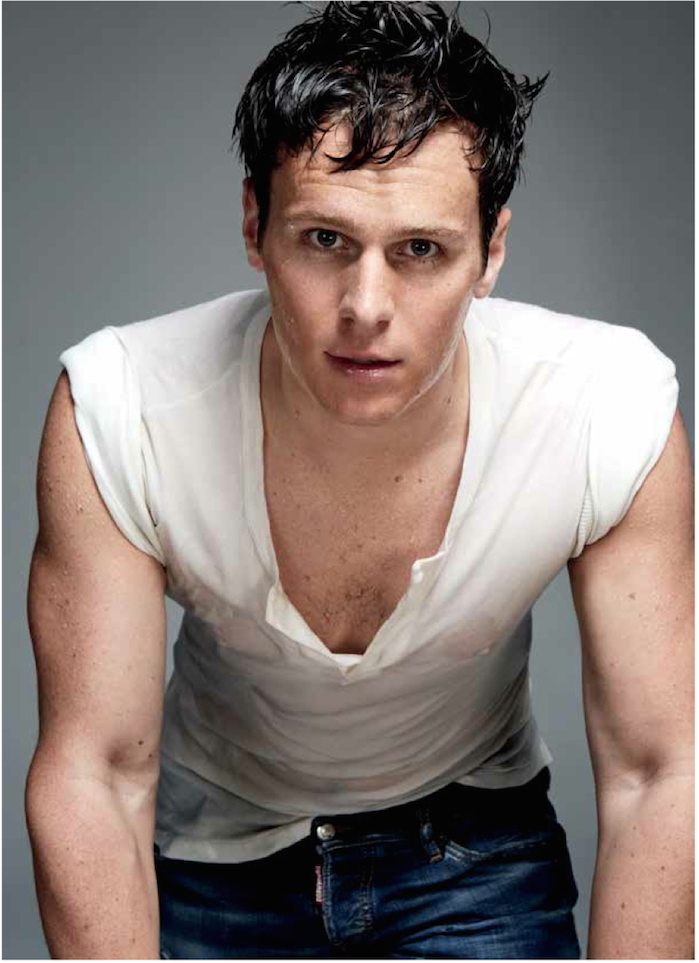  p>乔纳森·格罗夫(jonathan groff),1985年3月26日出生于美国 a