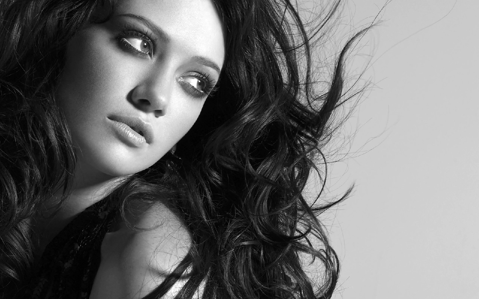  p>希拉里·达夫 i>(hilary duff) /i>,1987年9月28日出生于美国得克