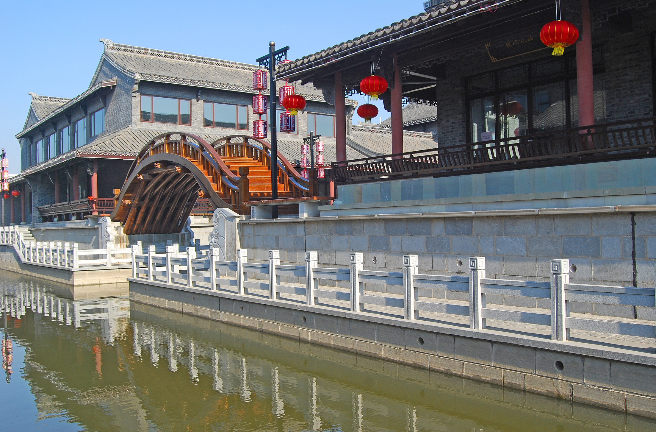 水街占地200多亩,地处 a href="#" data-lemmaid="3970799">盐城市 /a