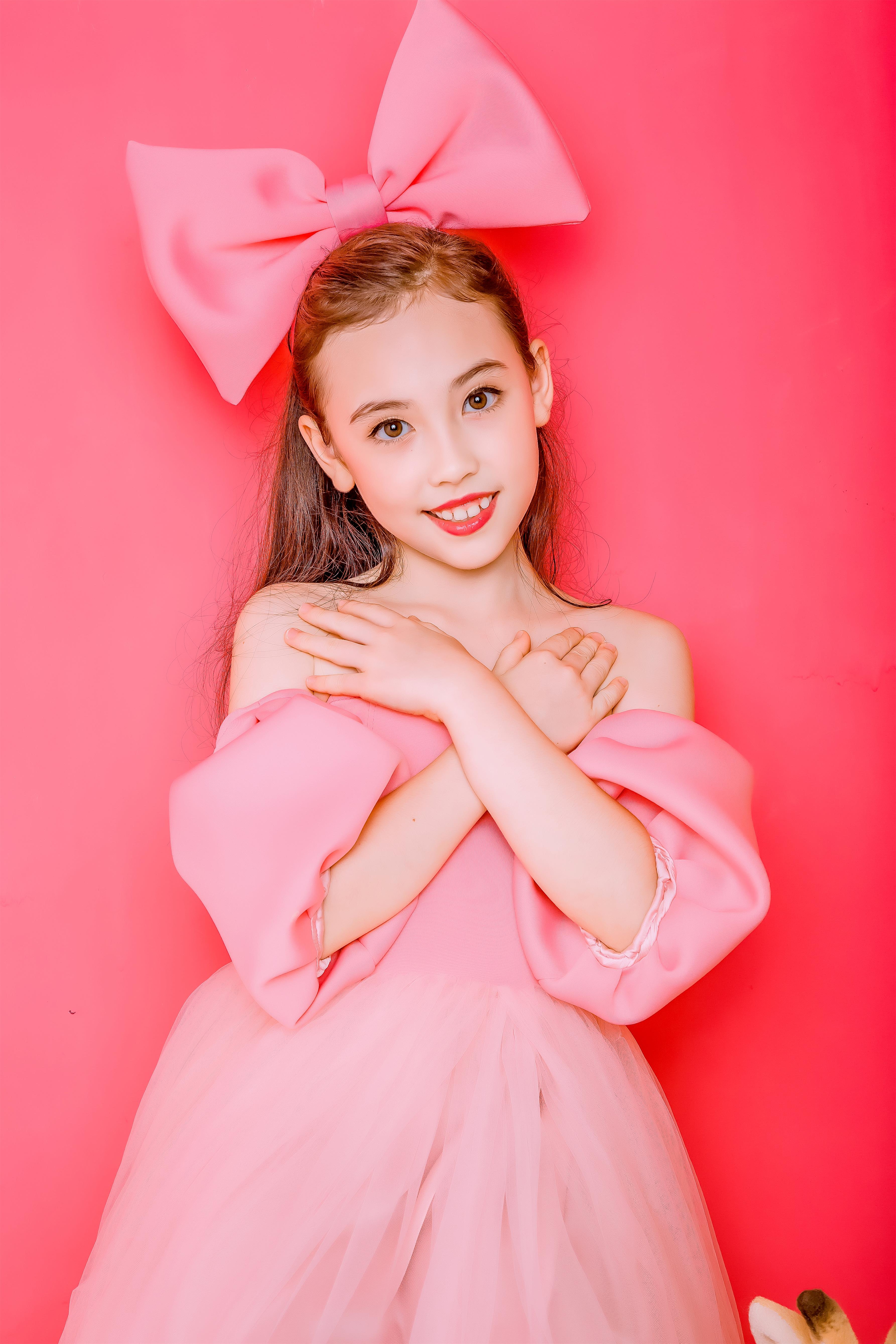  p>宋梓欣,中美混血女孩,2010年1月26日出生于广东中山.