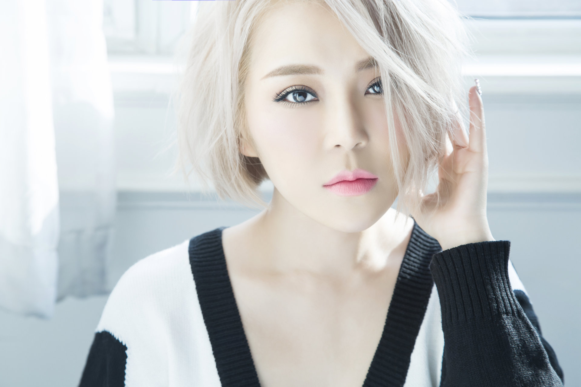  p data-id="gn59gf4qak">《爱情有限》是崔子格演唱的歌曲,由崔子格