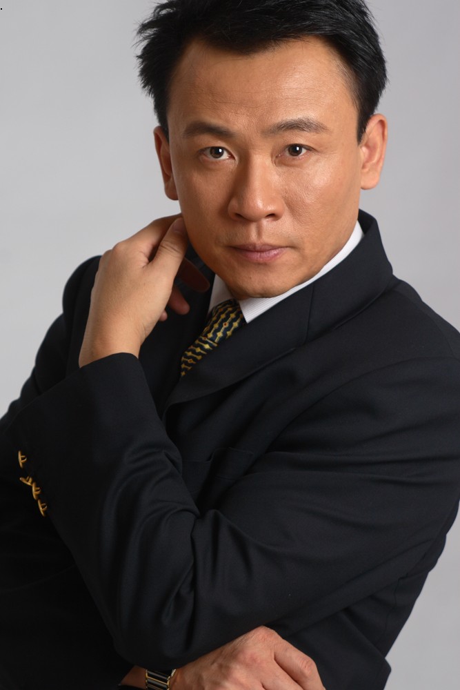 ">吕一丁(曾用名:吕睿喜)1966年1月28日出生于黑龙江,内地实力男演员