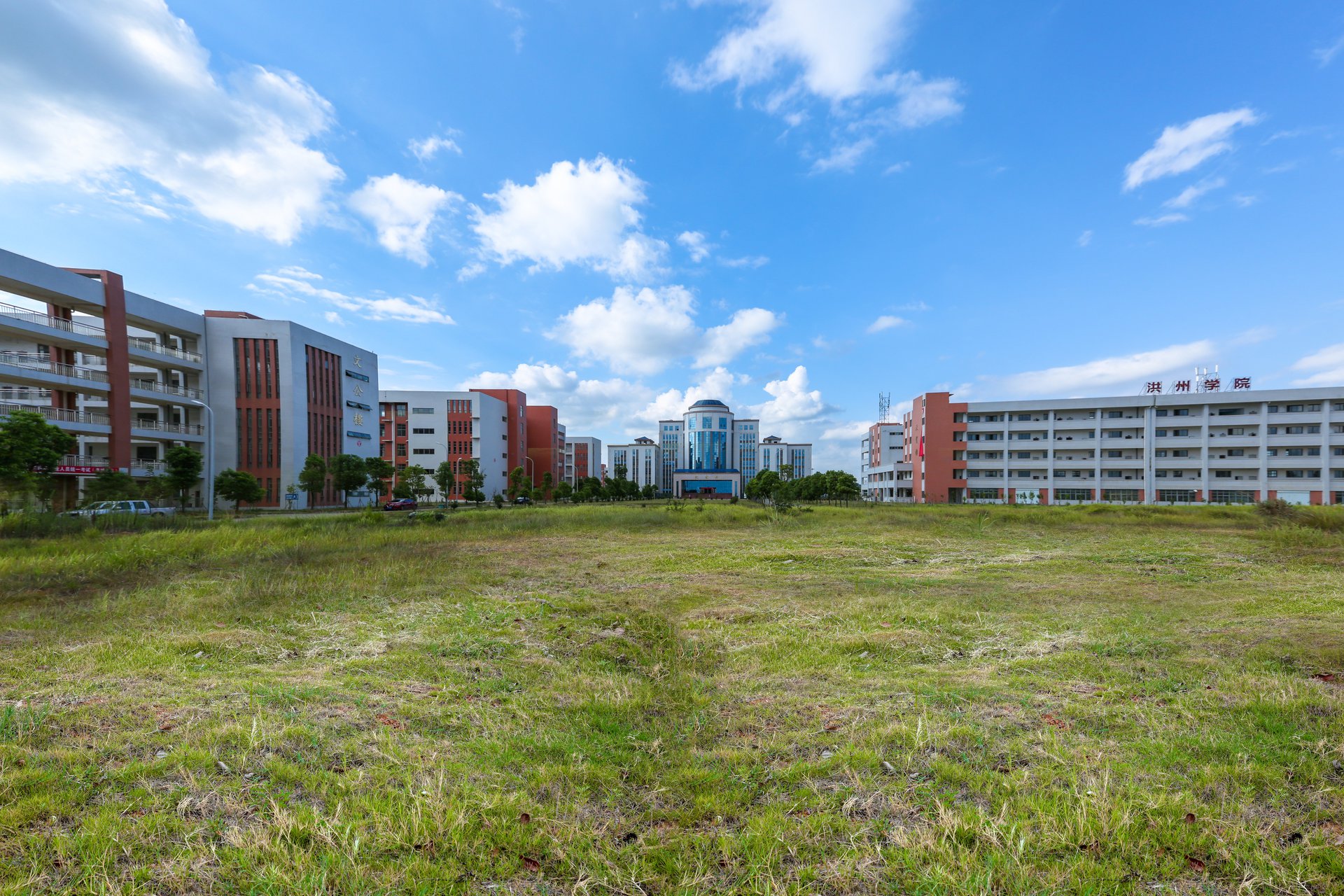  p>江西洪州职业学院(jiangxi hongzhou vocational college)是经 a