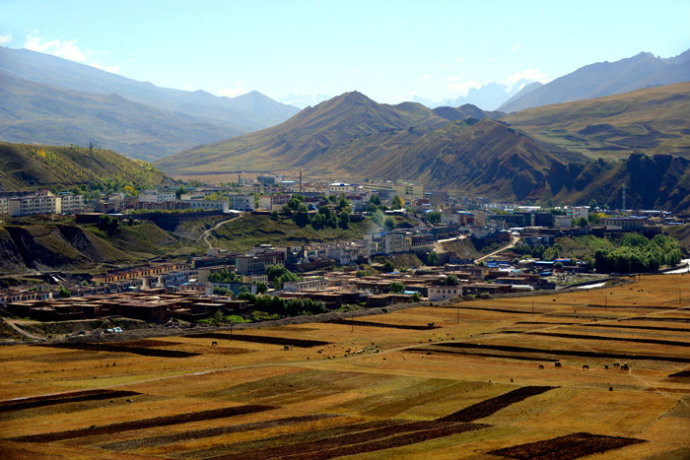丁青县