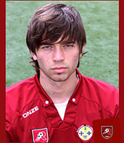  p>文琴佐·卡米莱利(vincenzo camilleri),又称恩佐·卡米莱利(enzo