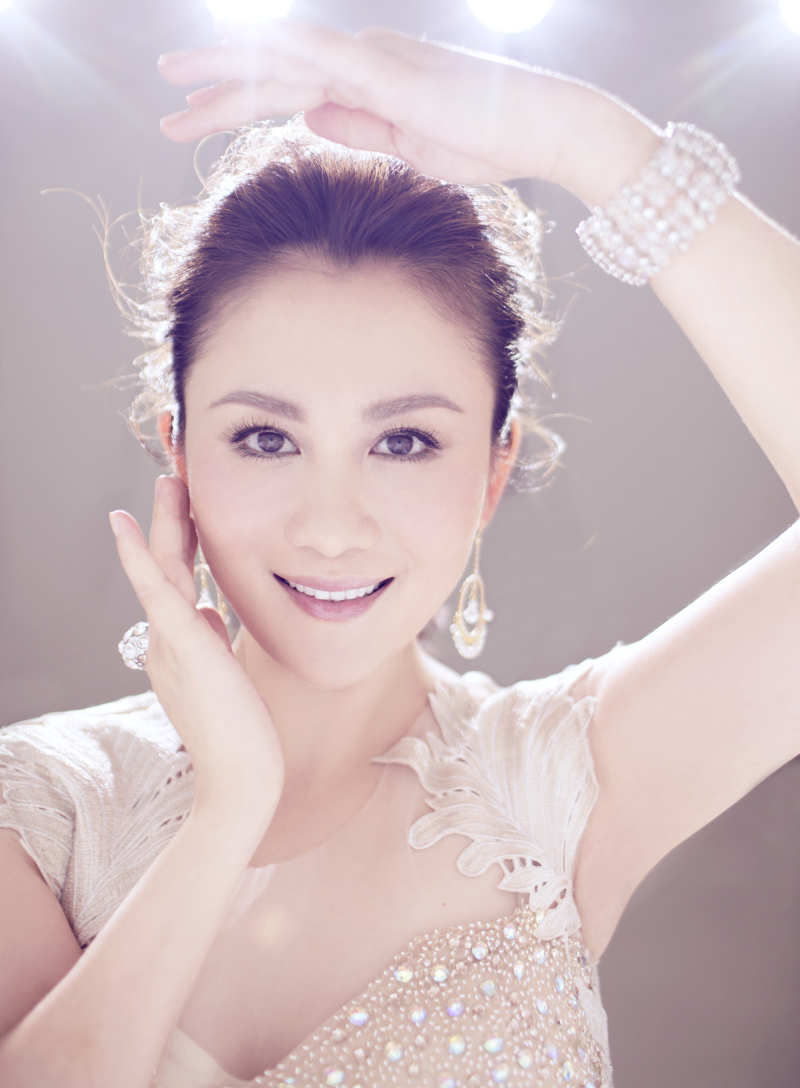 ="_blank" href="/item/湖南">湖南 /a>省桃花源杯十佳歌手比赛一等奖