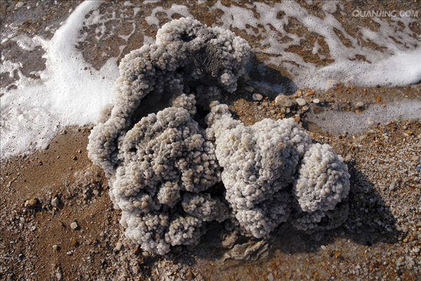  p>死海(the dead sea)位于以色列, a target="_blank" href="/item