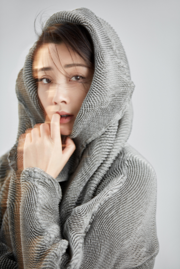  p>殷桃,1979年12月6日出生于重庆市,中国内地女演员,毕业于 a target