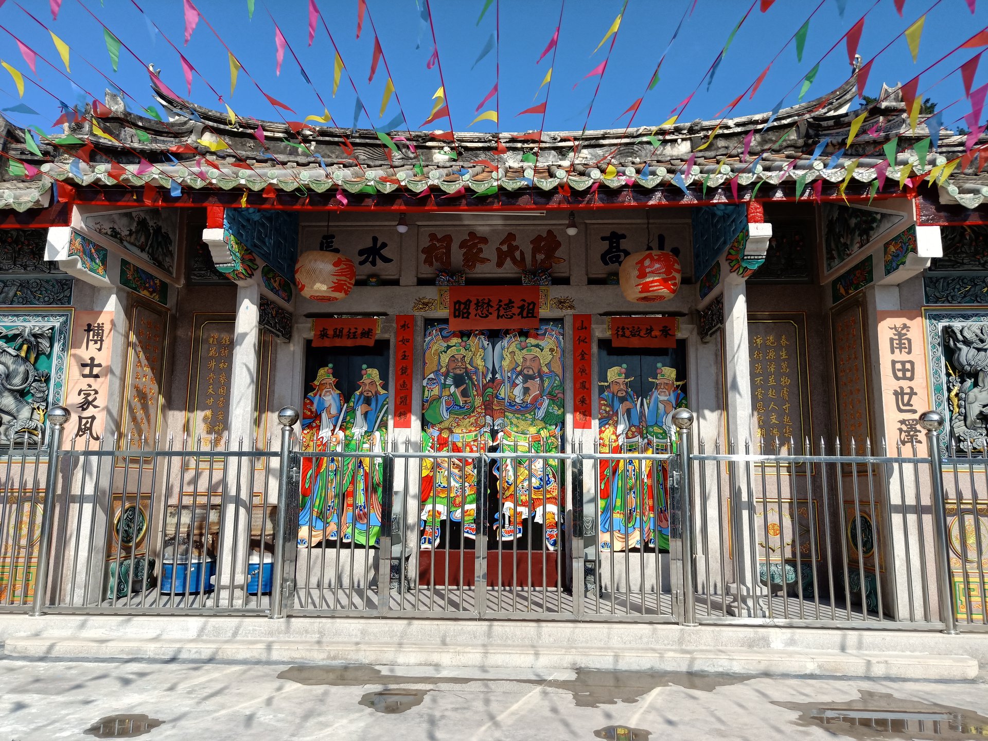 gn5nyf9zmb">陈氏家祠思成堂 世称楼仔铺祠,位于广东汕头市潮阳区西部