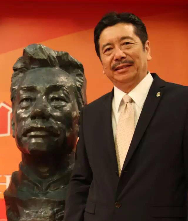 都说鲁迅的孙子在“啃老”，但这个“老”啃得很有意义_百科TA说