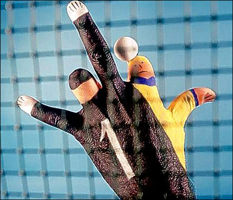  p>手指艺术是指利用手指,创造出各种 a href="#">艺术 /a>形象,它