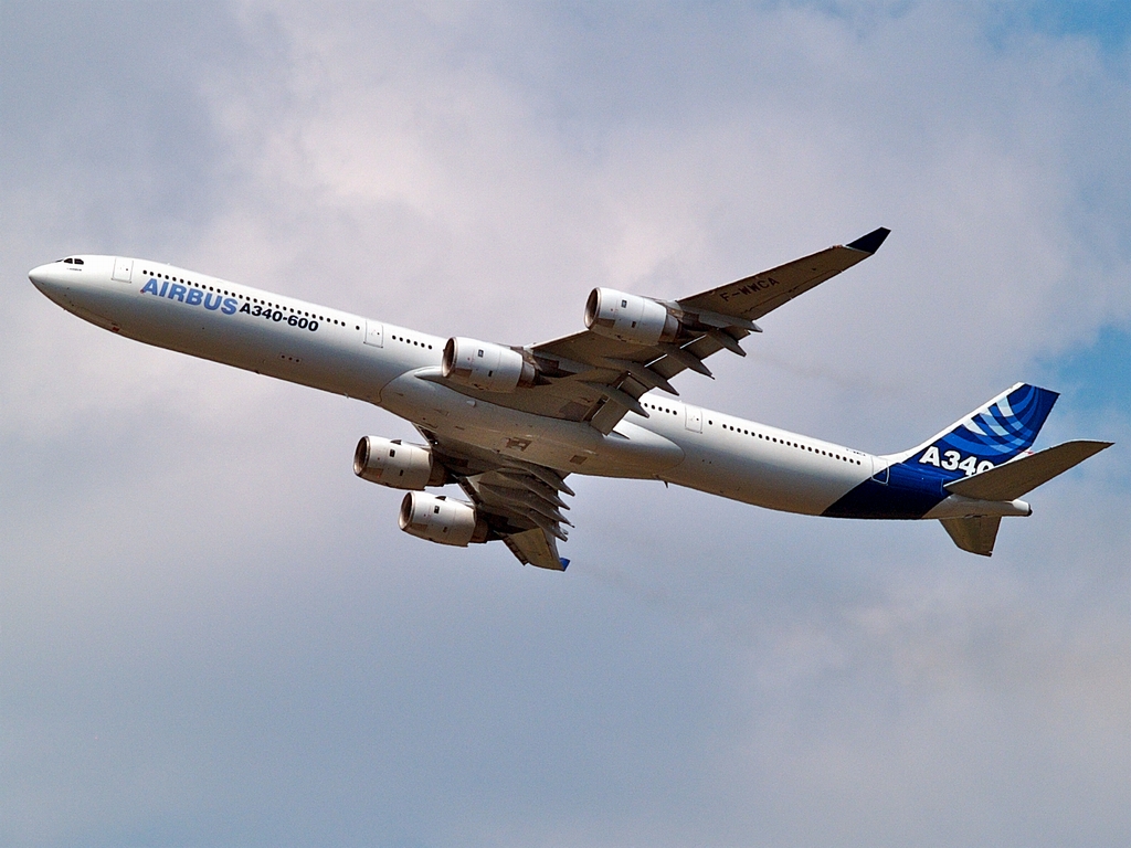 空客340-600