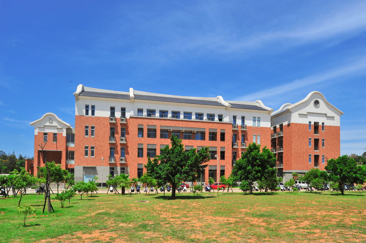 美国金门大学