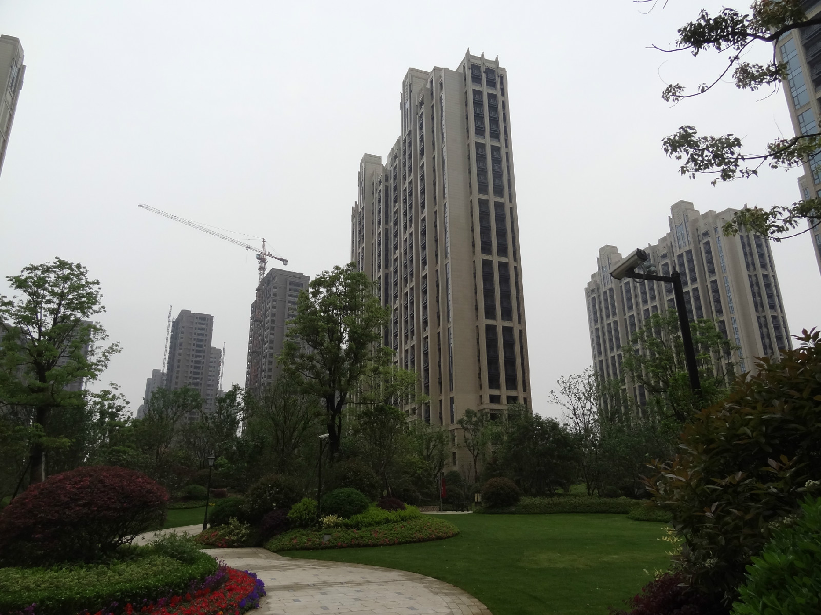  p>康城一品,雄踞临平新城cbd中央,东临9万m2水景公园,南靠世纪大道