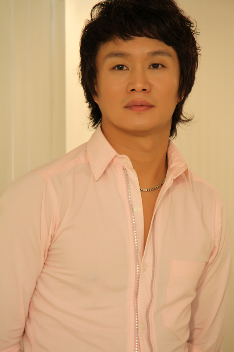  p>创作型全能艺人赵真2012年创作的歌曲. /p>