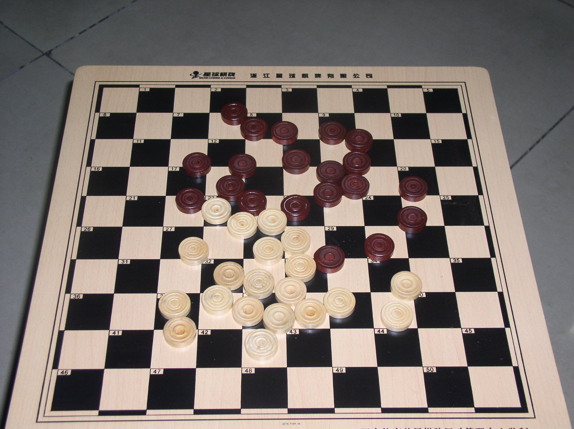  p>跳棋是 a target="_blank" href="/item/黑白棋/80689" data-lemma
