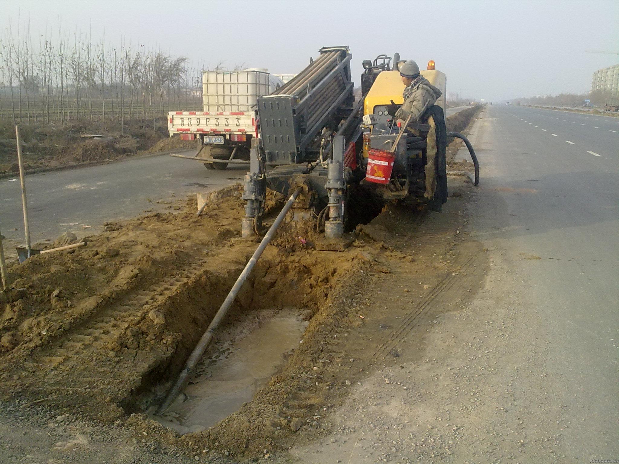  p> a target="_blank" href="/item/非开挖技术/2221550" data-lemma