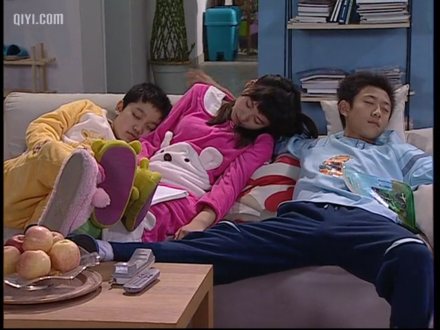  p>《家有儿女3》是家庭喜剧《家有儿女》系列的第三部,由 a target="