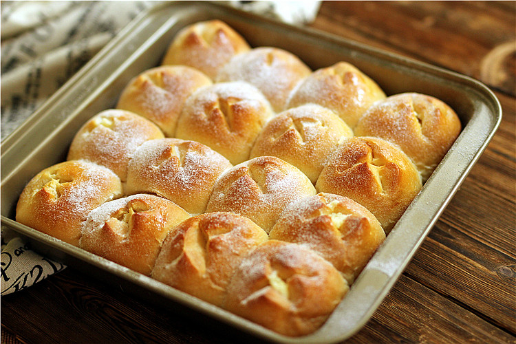 卡士达酱小餐包