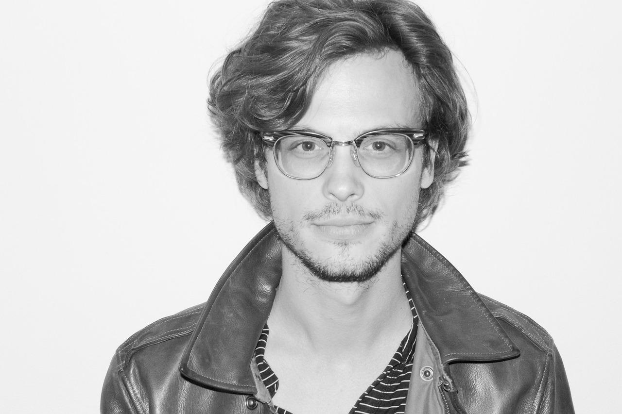  p>马修·格雷·古柏勒(matthew gray gubler),1980年3月9日出生于