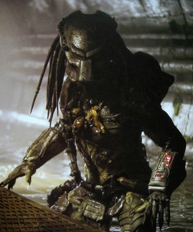 异形大战铁血战士2:适者生存