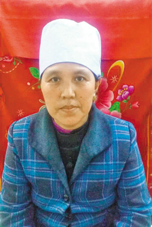  p>马国兰,女,回族,1963年生,同心县预旺镇土峰村村民. /p>