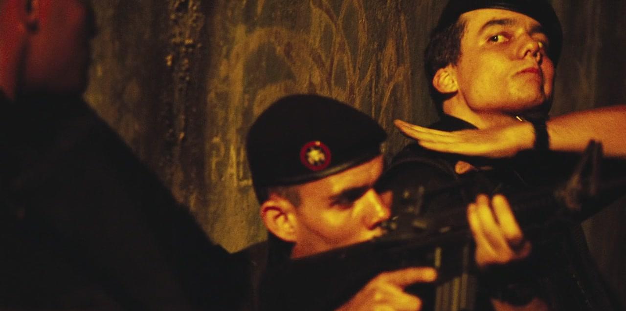  p> span class="fontstrikethrough"> /span>《精英部队》是由 a