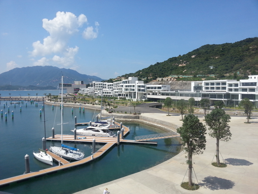 id="4165824">龙岗区 /a>南澳东山社区,为天然形成的半内凹式浅水湾