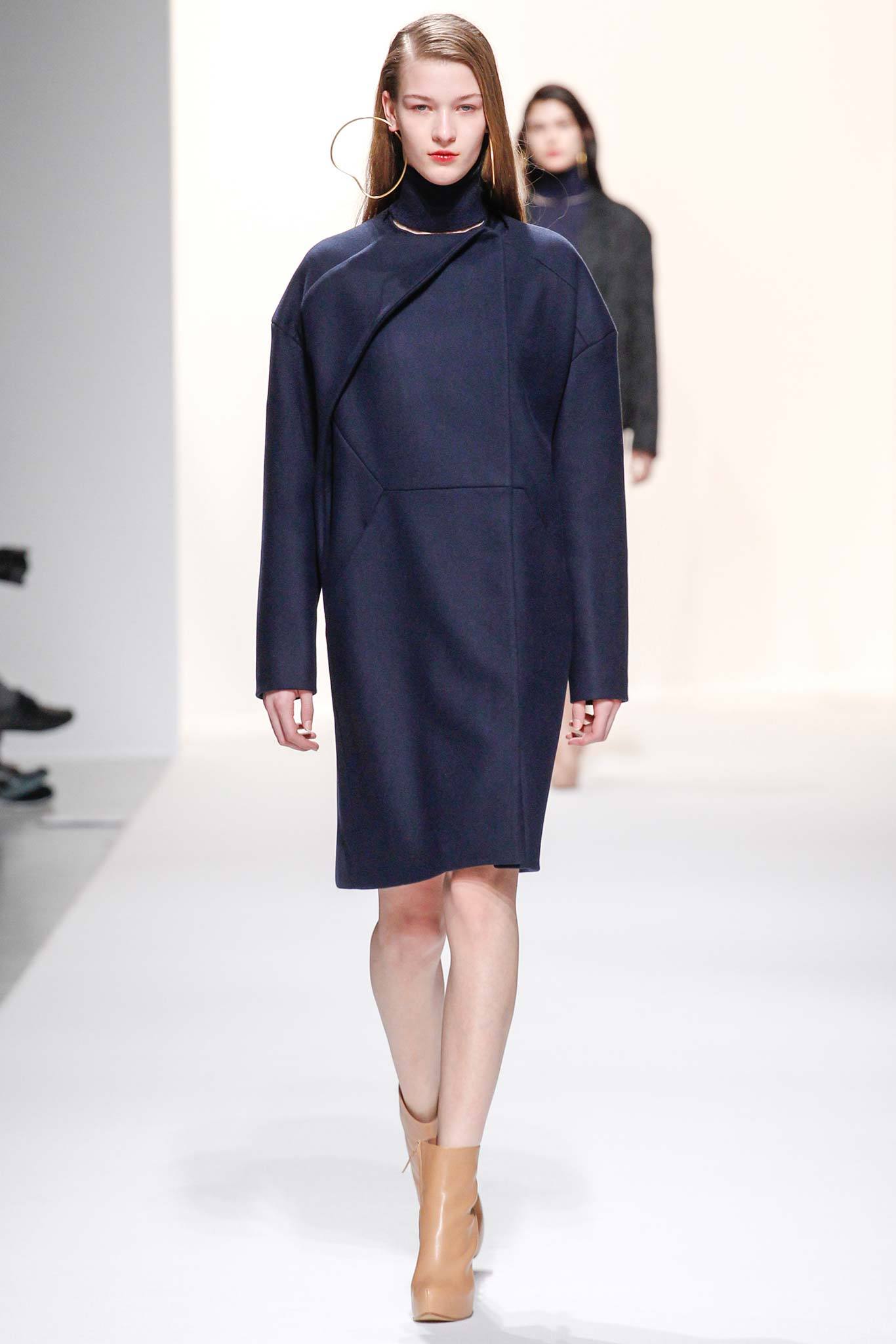 德国新人模特艾莱娜 巴特尔斯 (elena bartels) 初次在<a target="