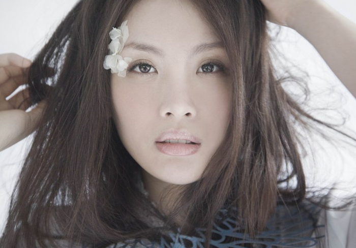  p>《复诵》是沈简单,魏如萱演唱的歌曲. /p>