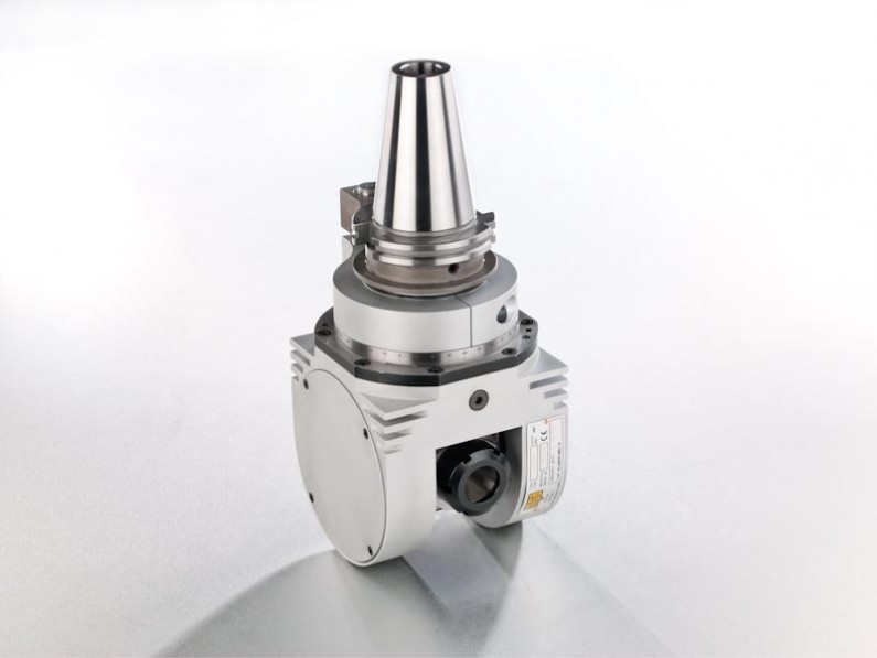  p>万能铣头(universal milling head),也叫万向铣