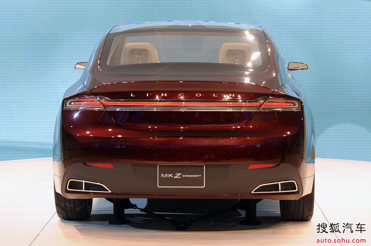 "gnwk91web4">林肯mkz是林肯品牌在美国颇受欢迎的一款入门级豪华轿车