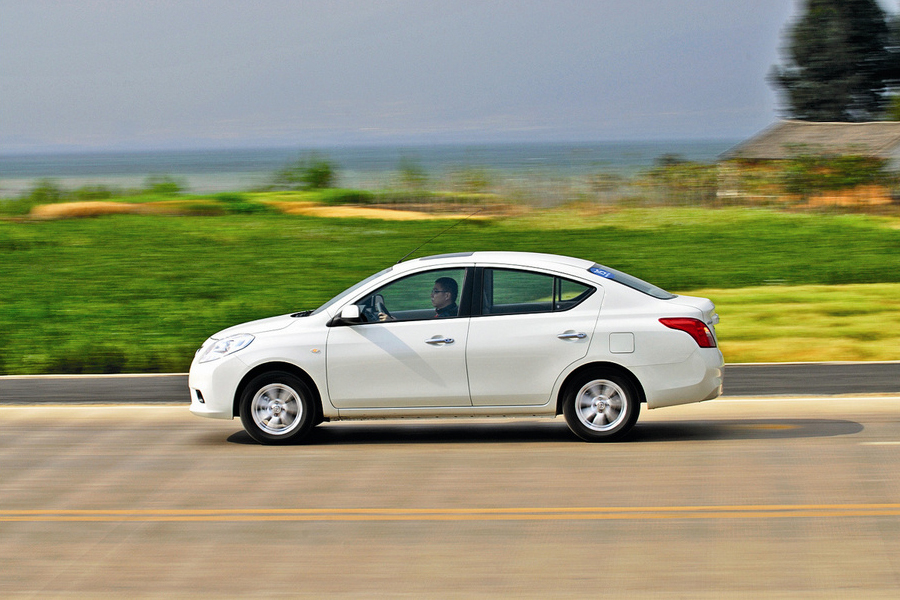 日产还曾经9次全面更新了车型设计,如今阳光系列的全