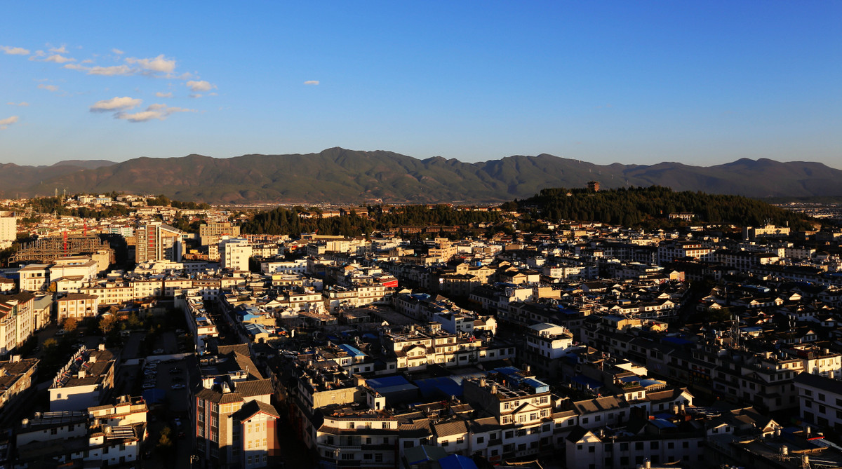 玉龙纳西族自治县